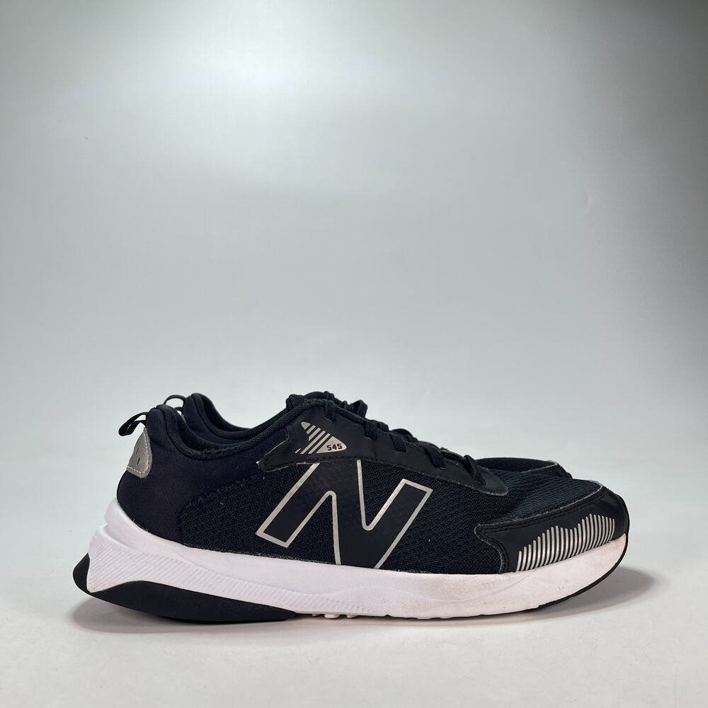 New Balance DynaSoft 545 V1 Black White Running Shoes GK545BO1 Youth Boy's Sz 7
